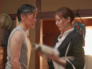 715BKYNB-013 Cả hai cánh tay đều bị nắm chặt và piston bị bóp mạnh! Tay cầm cổ tử cung đập vào FUCK Kamizono Yua