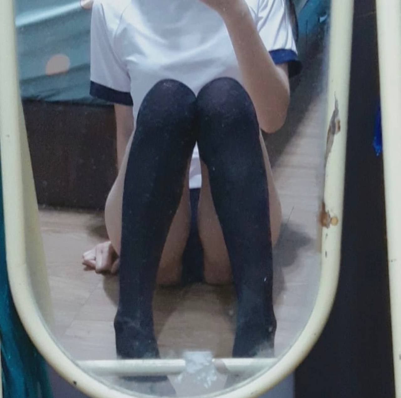 Sang nhà chơi bị thầy giáo gạ địt rát bướm