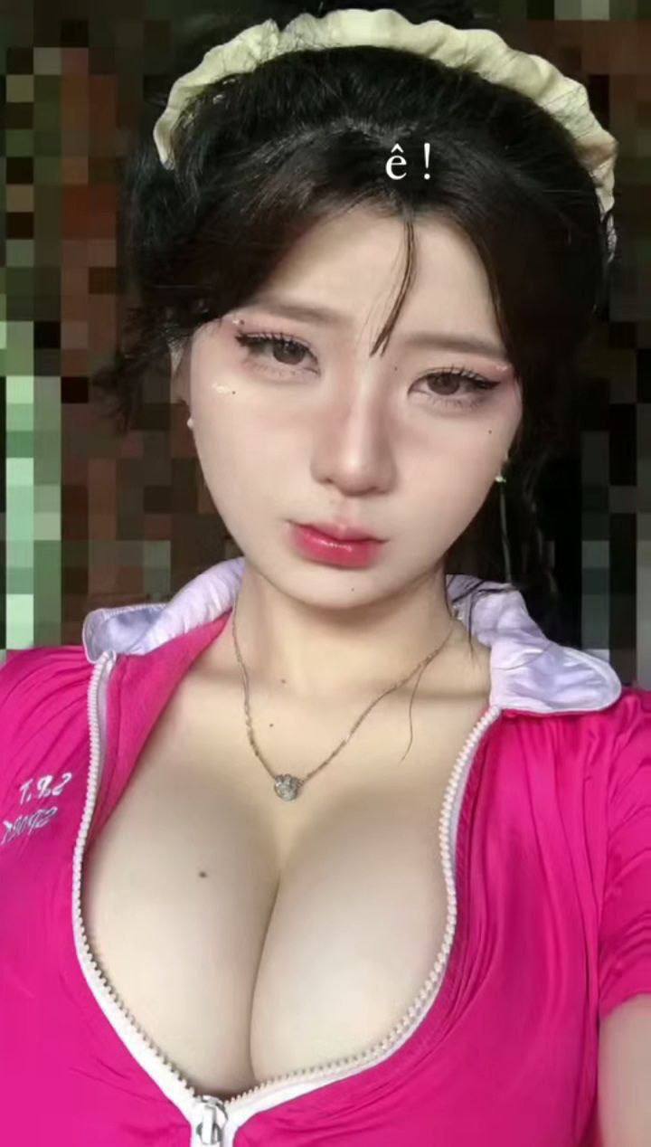 Lỗ lồn 19 tuổi ngây thơ tuổi mới lớn muốn trải nghiệm chuyện tình dục